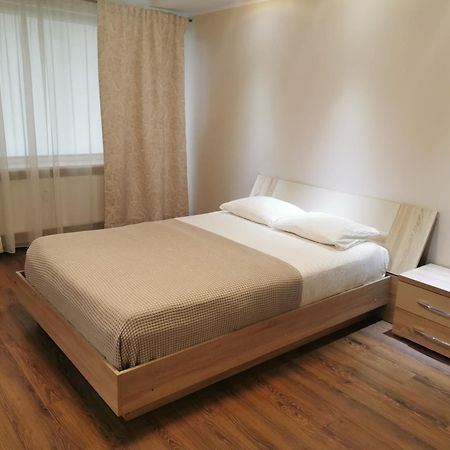 דירות Tauragė Dvieju Kambariu Butas מראה חיצוני תמונה